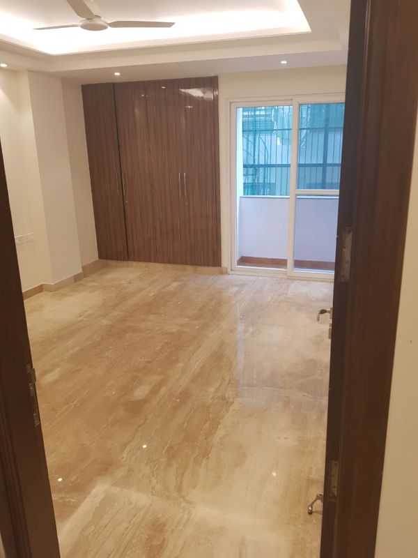 4 BHK for rent in Suncity, Gurugram — semi-furnished — 4000 sq.ft