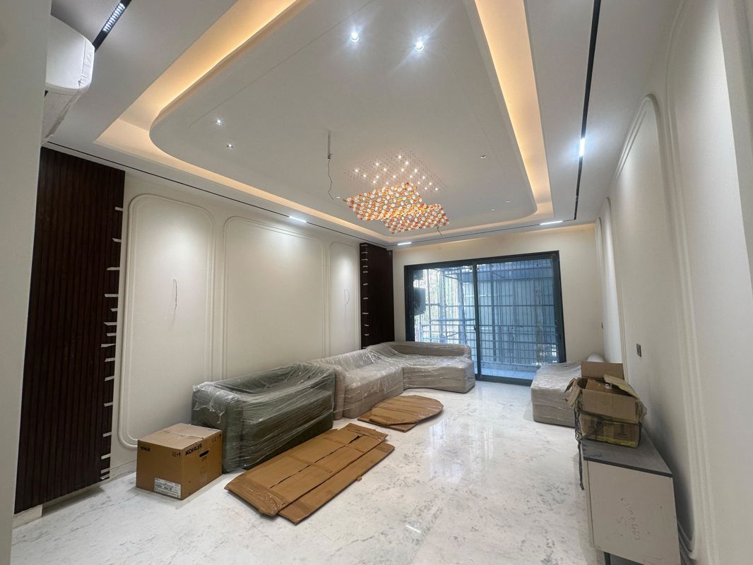 4 BHK for rent in Sushant Lok Iii, Gurugram — furnished — 410 sq.ft