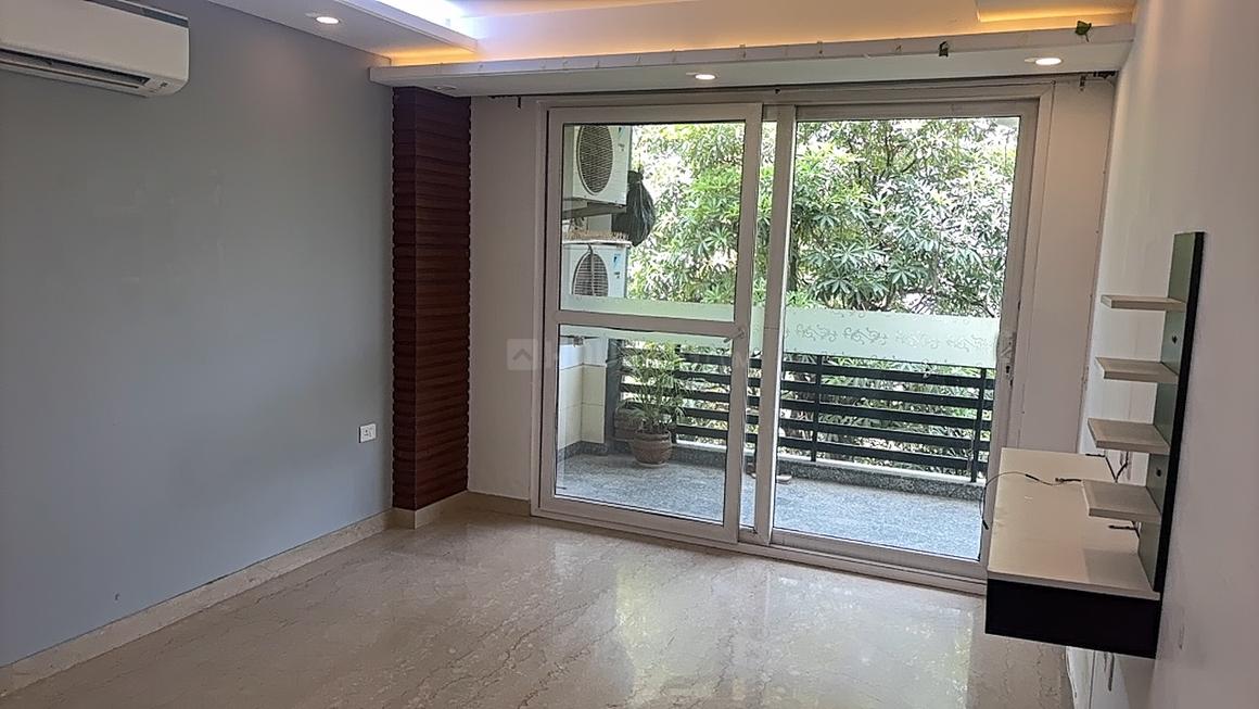 4 BHK for rent in Sushant Lok Phase 1, Gurugram — semi-furnished — 2000 sq.ft