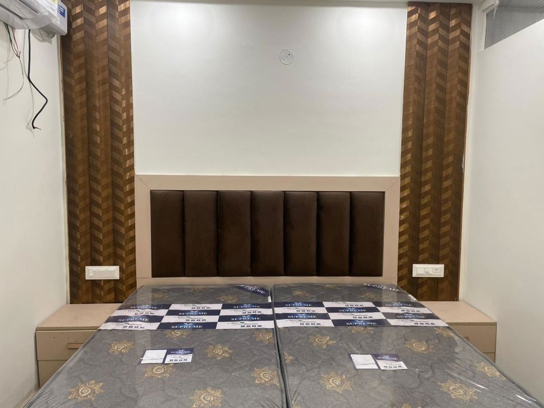 5 BHK for rent in Dlf City Phase 3, Gurugram — furnished — 500 sq.ft