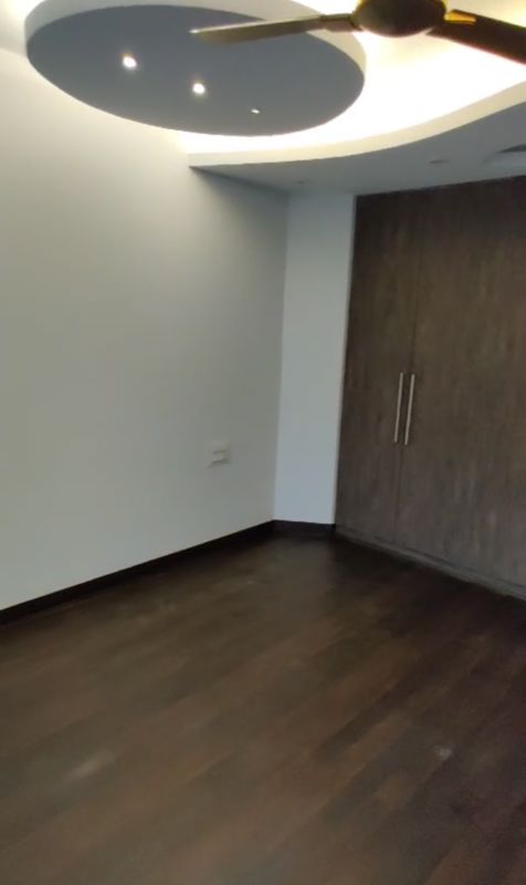 5 BHK for rent in Dlf City Phase 3, Gurugram — semi-furnished — 4372 sq.ft