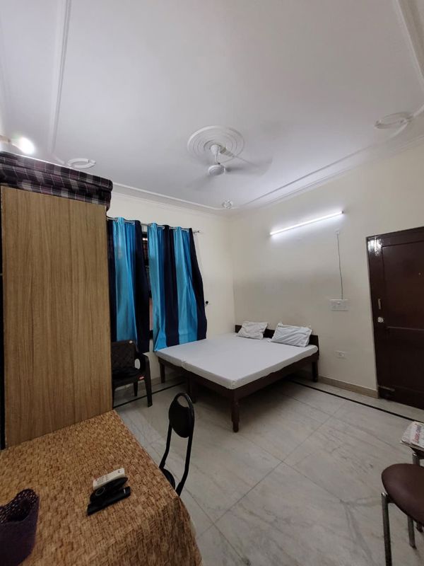 5 BHK for rent in Islampur, Gurugram — furnished — 160 sq.ft