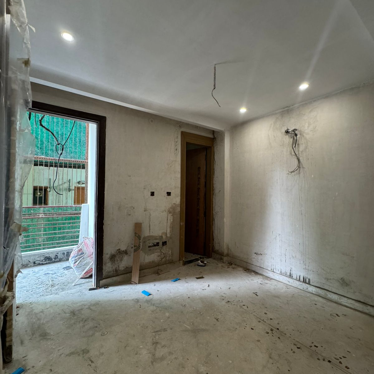 5 BHK for rent in Manesar Sector 1a, Gurugram — semi-furnished — 2005 sq.ft — DLF Express Greens