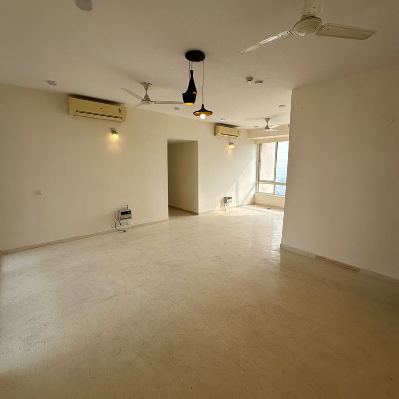 5 BHK for rent in Nirvana Country, Gurugram — semi-furnished — 1950 sq.ft — Unitech Espace Nirvana Country