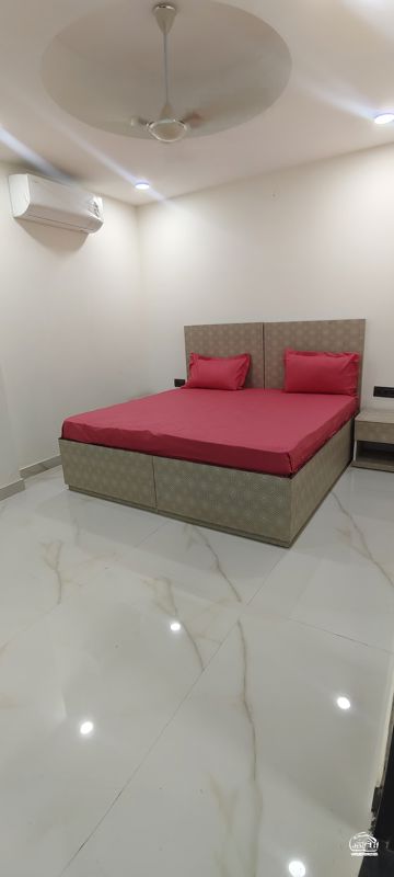 5 BHK for rent in Sector 106, Gurugram — semi-furnished — 1760 sq.ft — Paras Dews