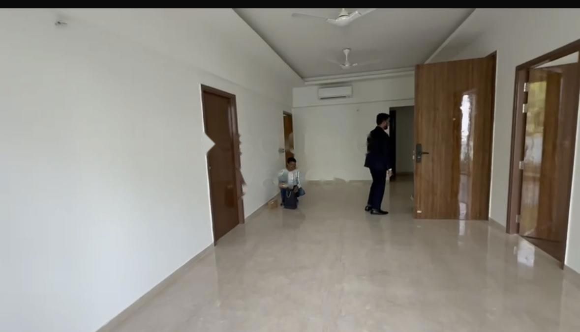 5 BHK for rent in Sector 10a, Gurugram — semi-furnished — 3150 sq.ft