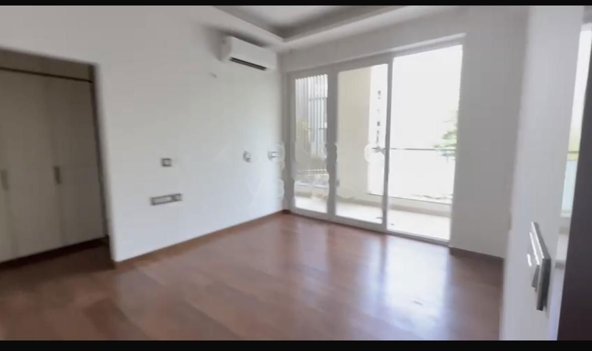 5 BHK for rent in Sector 10a, Gurugram — furnished — 6300 sq.ft