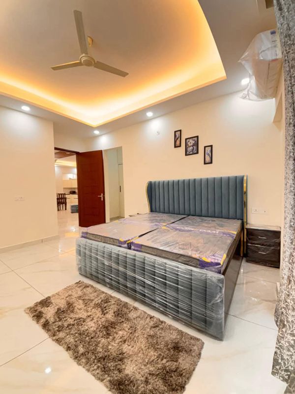 5 BHK for rent in Sector 10a, Gurugram — semi-furnished — 1456 sq.ft