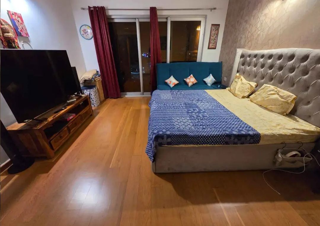 5 BHK for rent in Sector 112, Gurugram — semi-furnished — 2150 sq.ft — Tata Gurgaon Gateway
