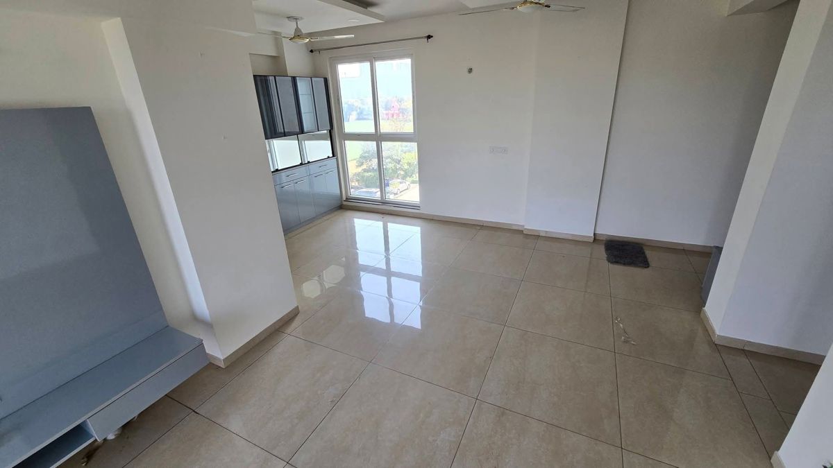 5 BHK for rent in Sector 113, Gurugram — furnished — 1573 sq.ft — Tata La Vida