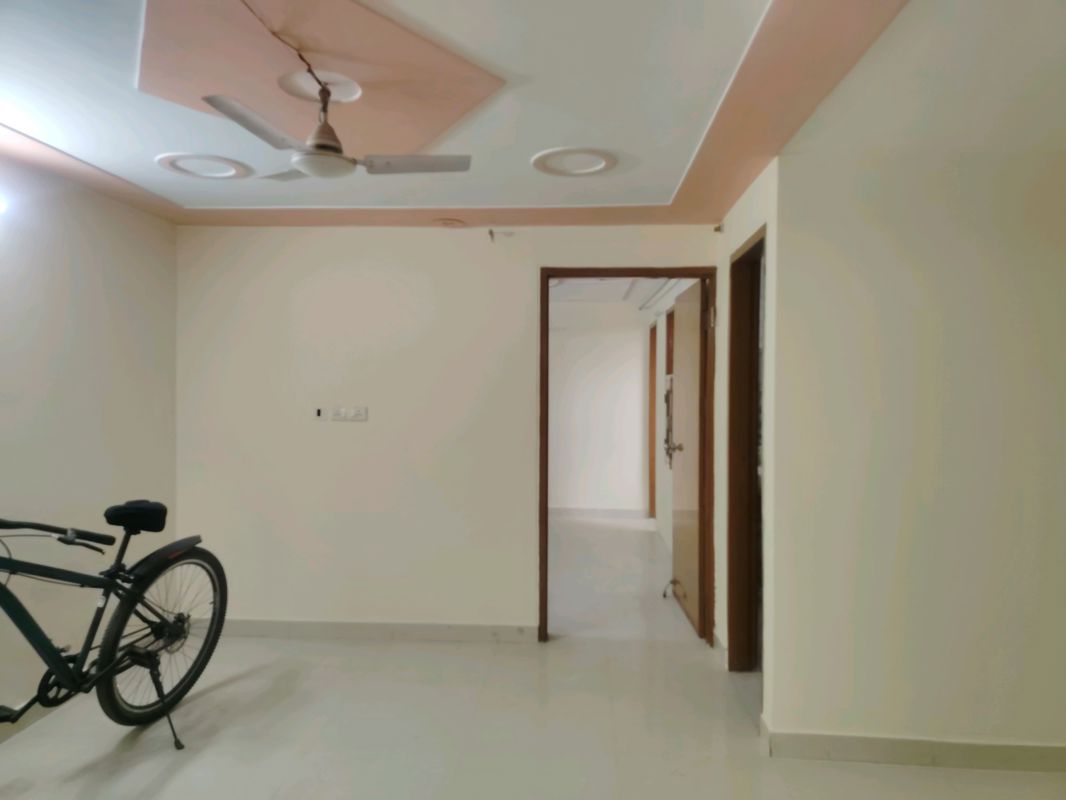 5 BHK for rent in Sector 113, Gurugram — semi-furnished — 1578 sq.ft — Tata La Vida