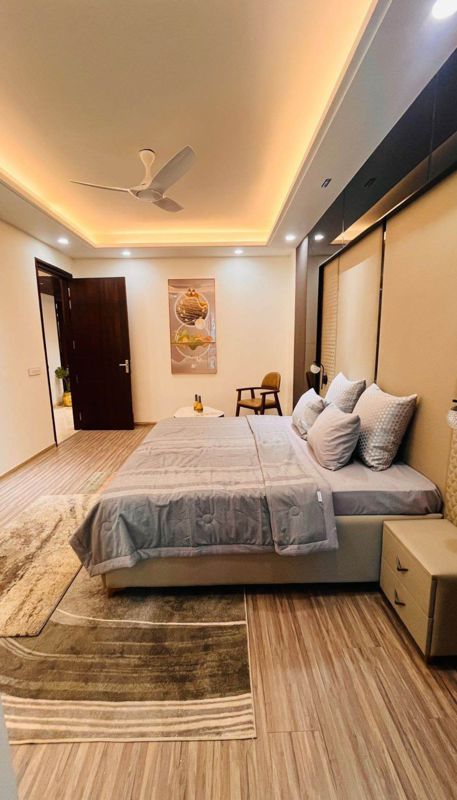 5 BHK for rent in Sector 23a, Gurugram — furnished — 890 sq.ft