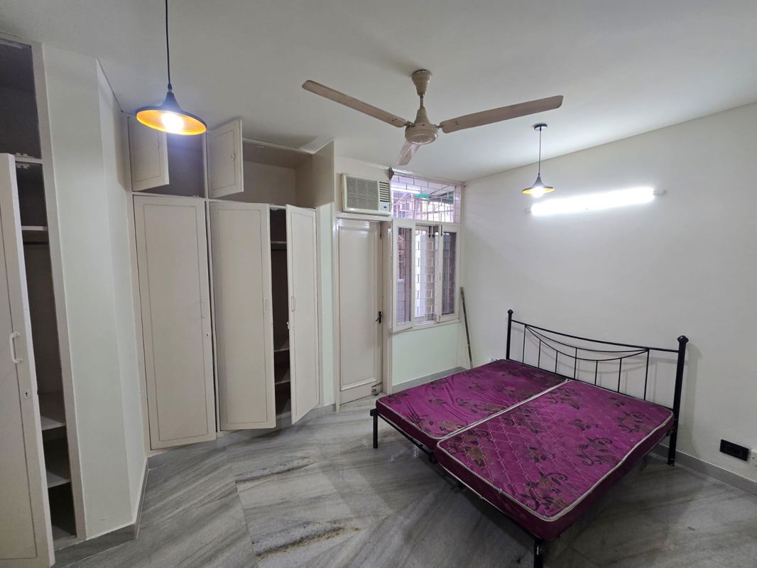 5 BHK for rent in Sector 27, Gurugram — furnished — 80 sq.ft
