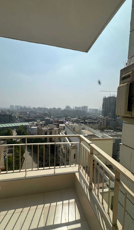 5 BHK for rent in Sector 33, Gurugram — semi-furnished — 1870 sq.ft — JMD Gardens