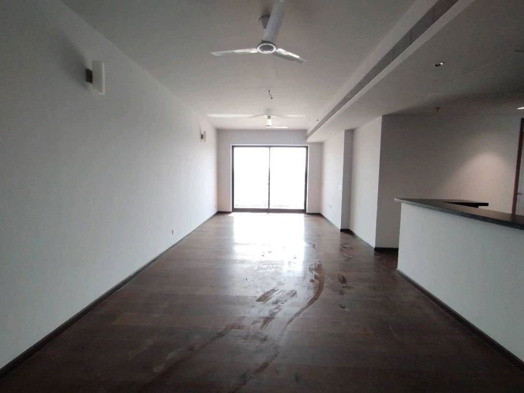 5 BHK for rent in Sector 36a, Gurugram — semi-furnished — 2568 sq.ft — Krisumi Waterfall Residences