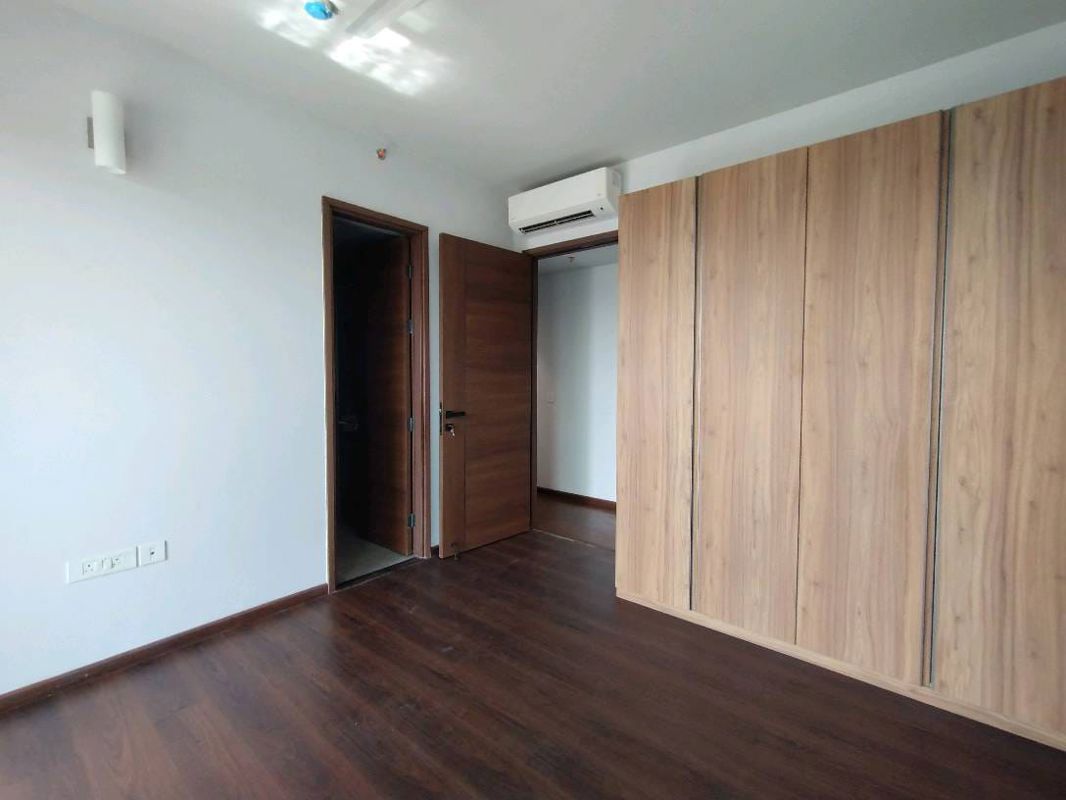 5 BHK for rent in Sector 36a, Gurugram — semi-furnished — 2568 sq.ft — Krisumi Waterfall Residences