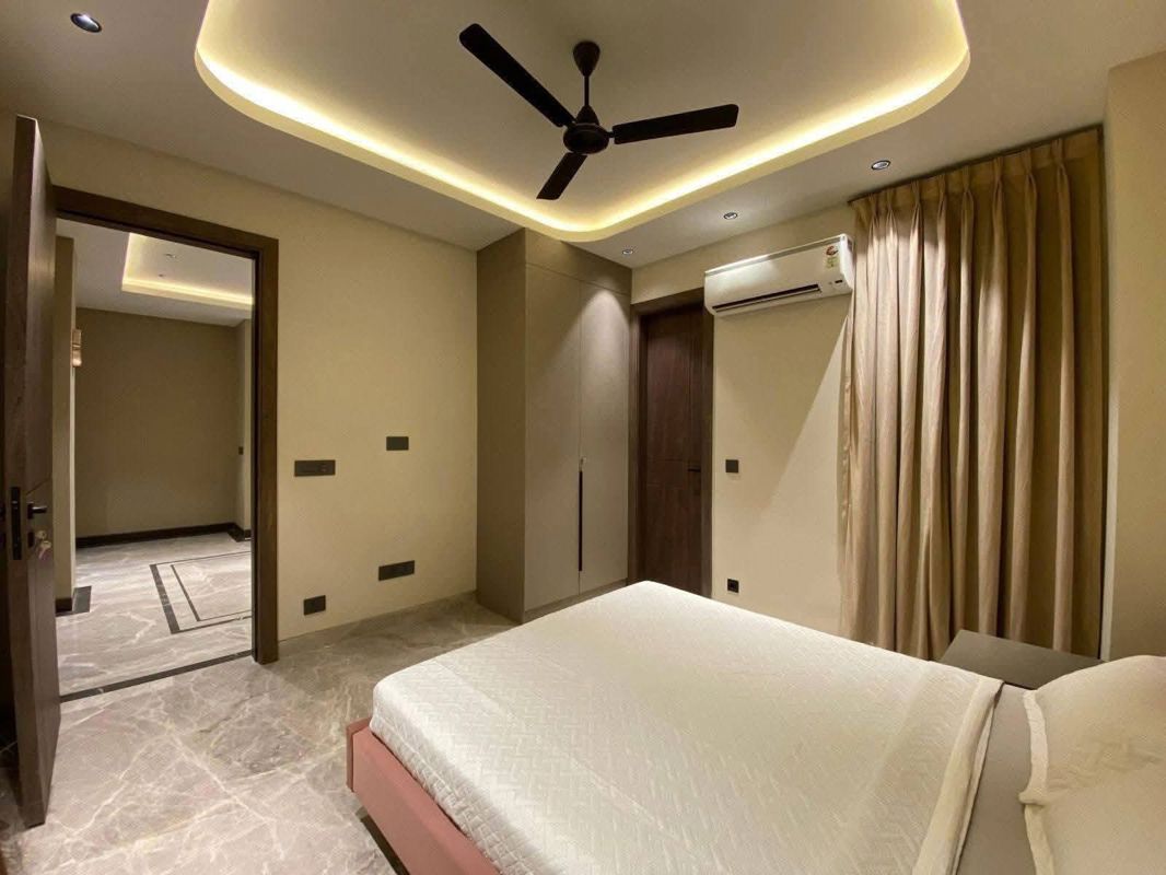 5 BHK for rent in Sector 4, Gurugram — semi-furnished — 1456 sq.ft