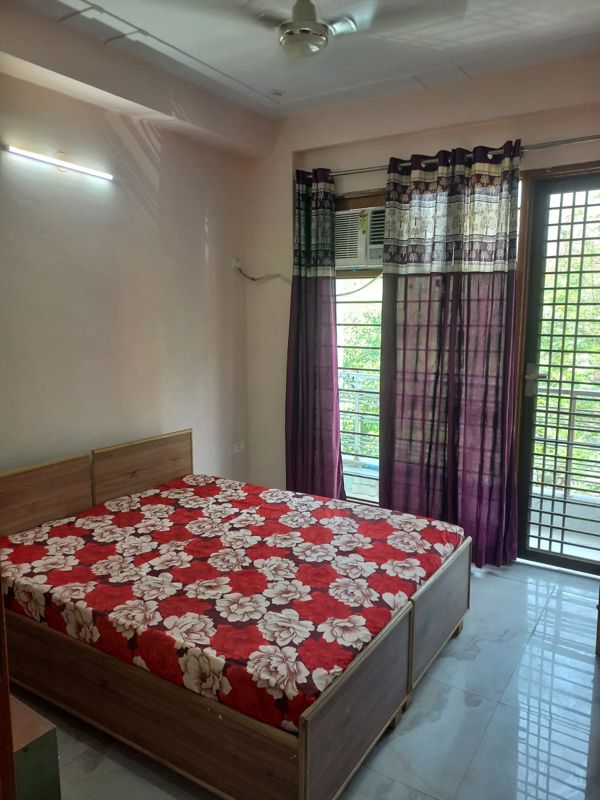 5 BHK for rent in Sector 45, Gurugram — furnished — 1250 sq.ft