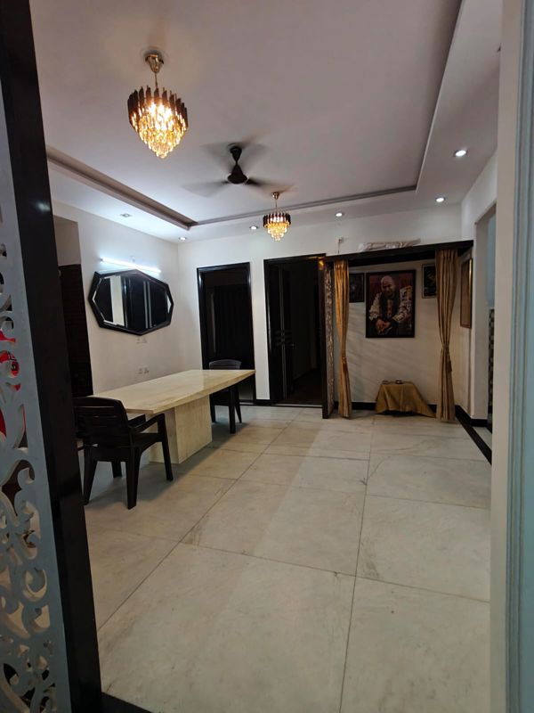 5 BHK for rent in Sector 45, Gurugram — semi-furnished — 1800 sq.ft