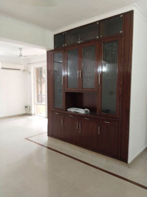 5 BHK for rent in Sector 49, Gurugram — semi-furnished — 1805 sq.ft — Orchid Petals