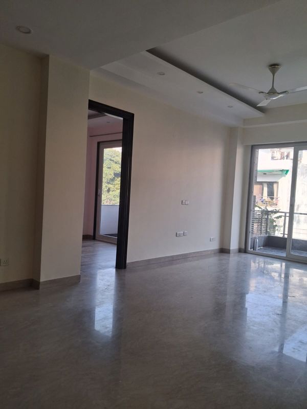 5 BHK for rent in Sector 49, Gurugram — semi-furnished — 1880 sq.ft — Uppal Southend