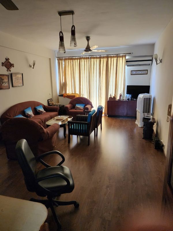 5 BHK for rent in Sector 49, Gurugram — semi-furnished — 1669 sq.ft — Vatika City