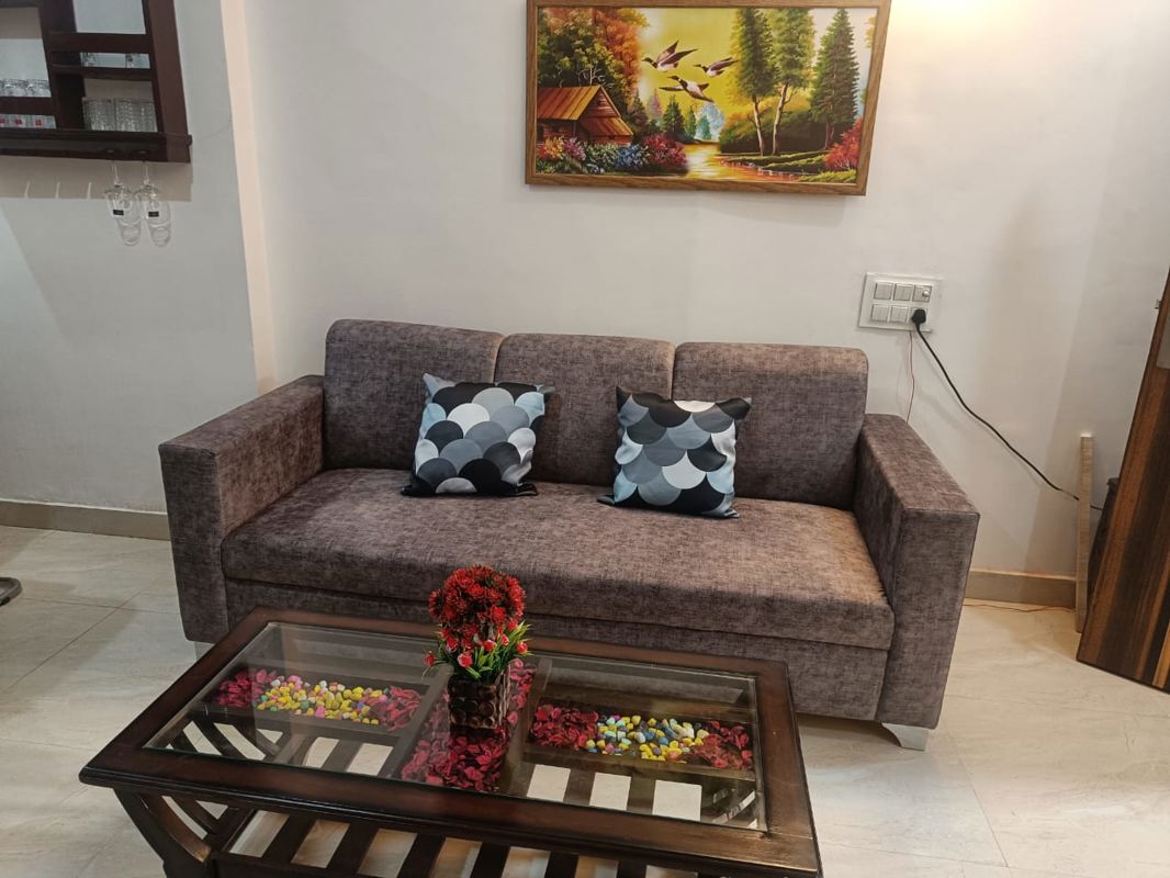 5 BHK for rent in Sector 50, Gurugram — semi-furnished — 2066 sq.ft — Unitech Escape