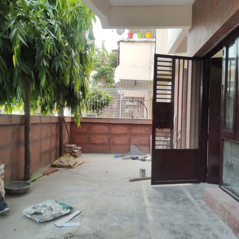 5 BHK for rent in Sector 51, Gurugram — semi-furnished — 1153 sq.ft — SS Mayfield Gardens