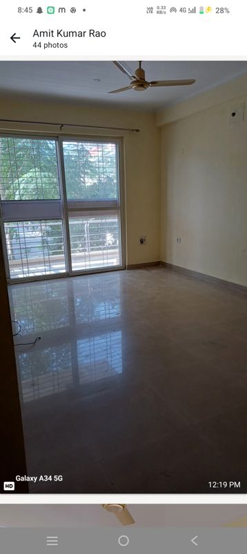 5 BHK for rent in Sector 51, Gurugram — semi-furnished — 1550 sq.ft — Orchid Island