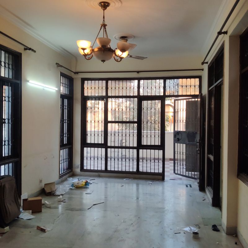 5 BHK for rent in Sector 52, Gurugram — semi-furnished — 1185 sq.ft — Ardee City