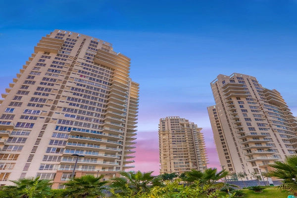 5 BHK for rent in Sector 62, Gurugram — semi-furnished — 4950 sq.ft — Pioneer Park Presidia