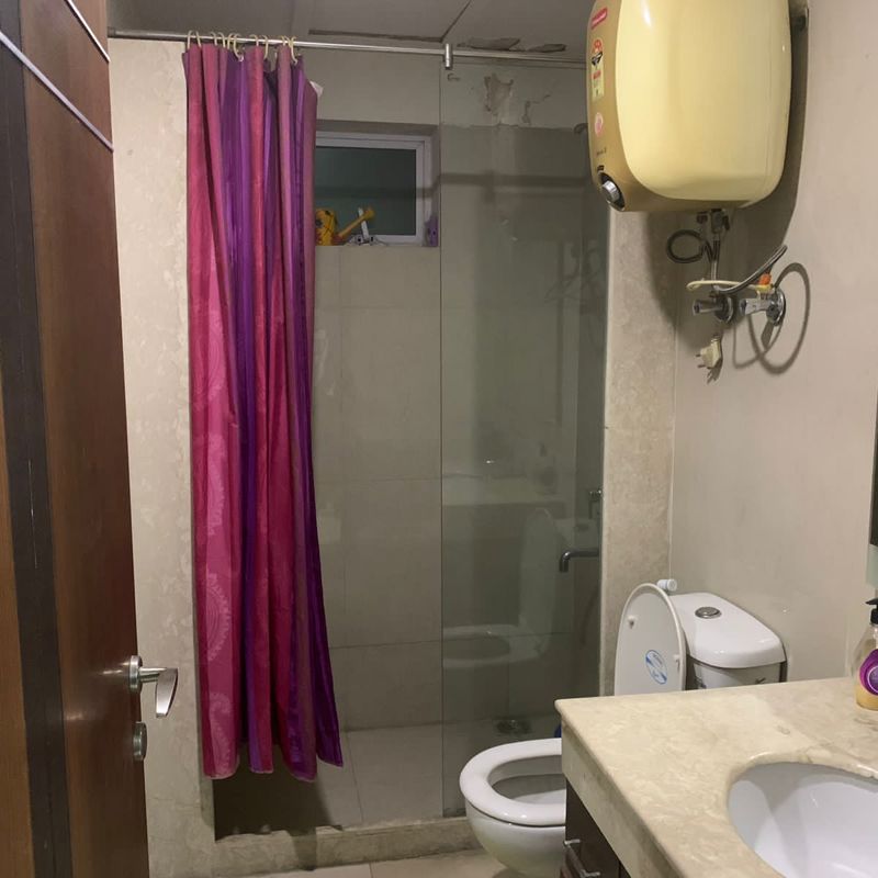 5 BHK for rent in Sector 63, Gurugram — semi-furnished — 1996 sq.ft — Conscient Heritage One