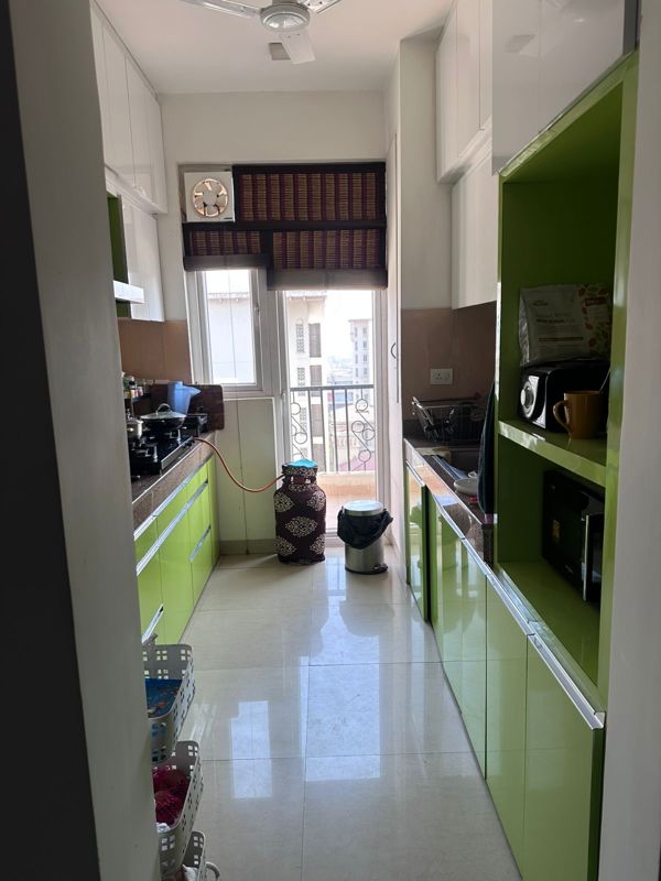 5 BHK for rent in Sector 65, Gurugram — semi-furnished — 1320 sq.ft — Emaar Emerald Estate
