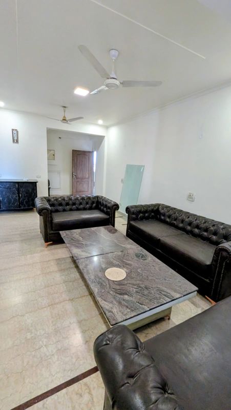 5 BHK for rent in Sector 65, Gurugram — semi-furnished — 1200 sq.ft — Emaar Emerald Estate
