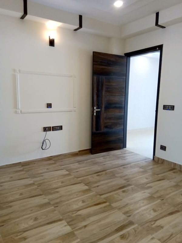 5 BHK for rent in Sector 66, Gurugram — semi-furnished — 1450 sq.ft — Ireo Uptown
