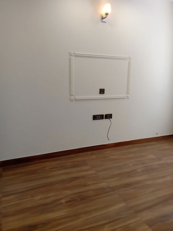 5 BHK for rent in Sector 66, Gurugram — semi-furnished — 1872 sq.ft — Ireo Uptown