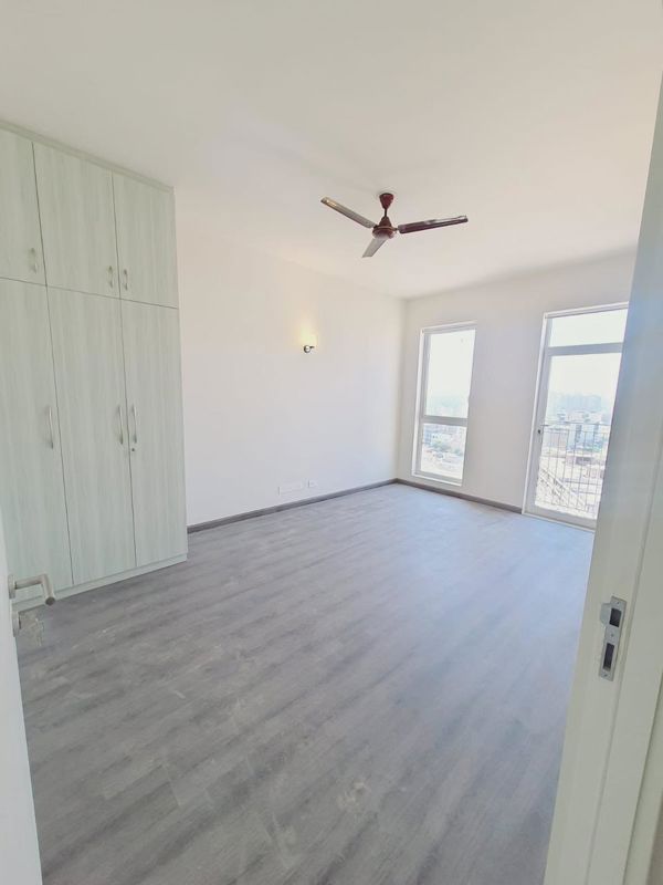 5 BHK for rent in Sector 67a, Gurugram — semi-furnished — 1455 sq.ft — Ireo The Corridors