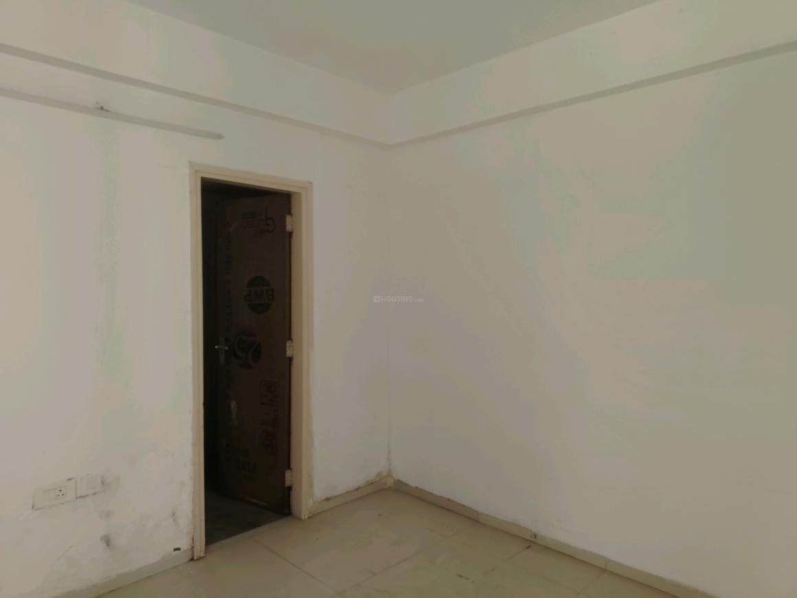 5 BHK for rent in Sector 70, Gurugram — semi-furnished — 2400 sq.ft — Tulip Ivory Villas