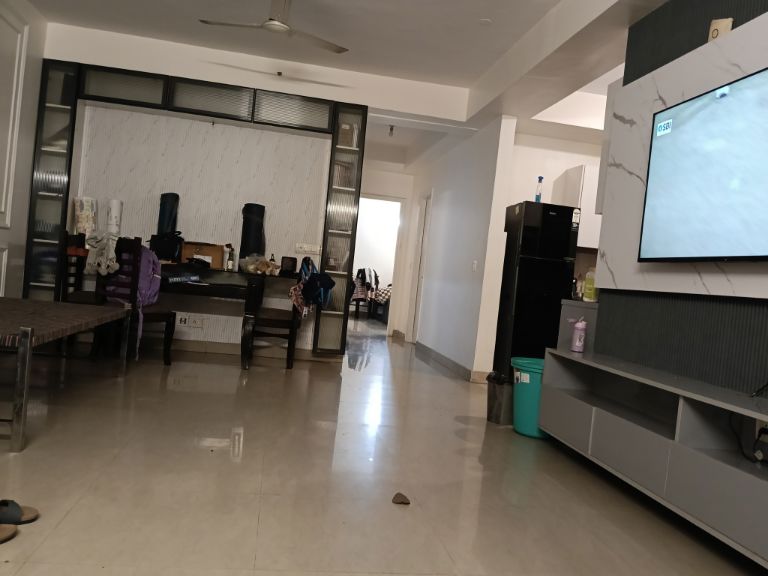 5 BHK for rent in Sector 70, Gurugram — semi-furnished — 1510 sq.ft — GPL Eden Heights