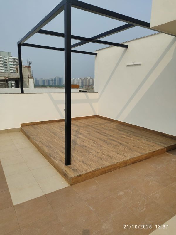 5 BHK for rent in Sector 71, Gurugram — semi-furnished — 1600 sq.ft — Raj One Good Earth