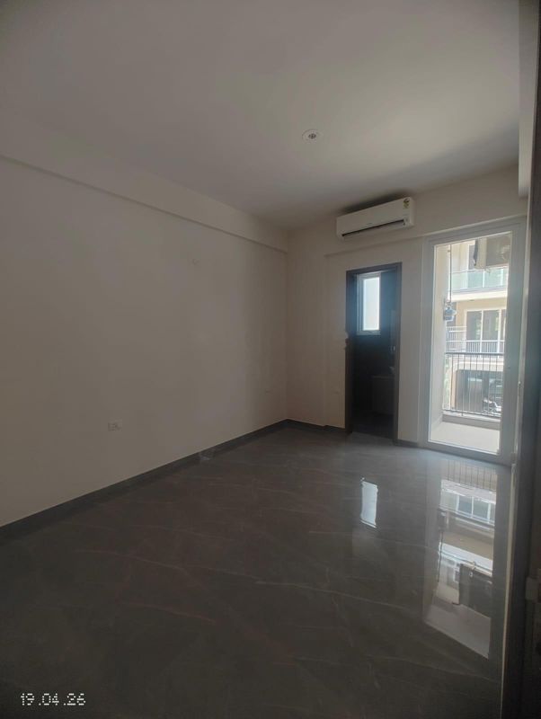 5 BHK for rent in Sector 79, Gurugram — semi-furnished — 3000 sq.ft — M3M Antalya Hills