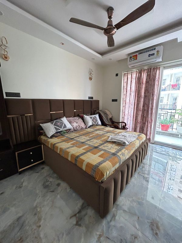 5 BHK for rent in Sector 82, Gurugram — furnished — 2600 sq.ft — Mapsko Royale Ville