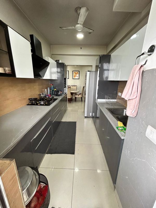 5 BHK for rent in Sector 83, Gurugram — semi-furnished — 1900 sq.ft — Emaar Palm Gardens