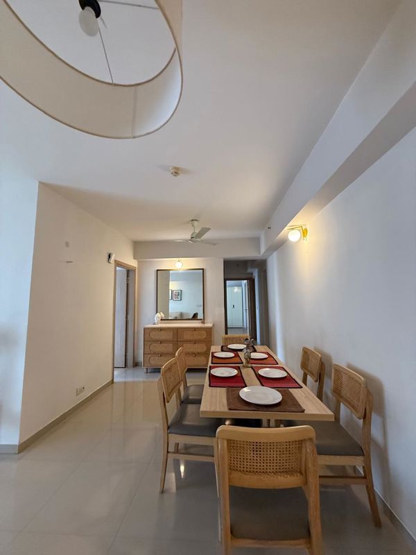 5 BHK for rent in Sector 86, Gurugram — semi-furnished — 2285 sq.ft — Microtek Greenburg