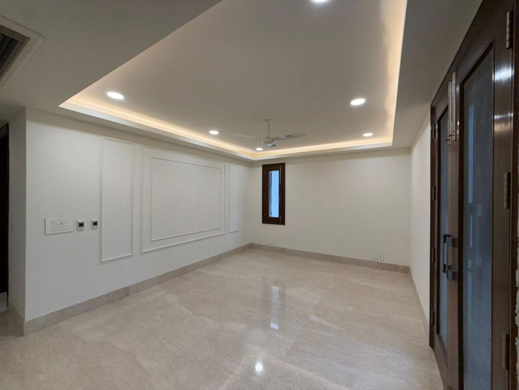 5 BHK for rent in Sector 88a, Gurugram — semi-furnished — 1565 sq.ft — The Center Court Prime