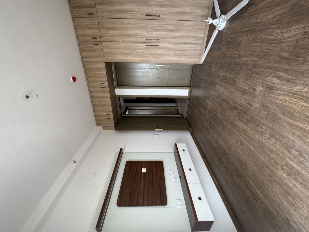 5 BHK for rent in Sector 88a, Gurugram — semi-furnished — 1565 sq.ft — The Center Court Sports Residences