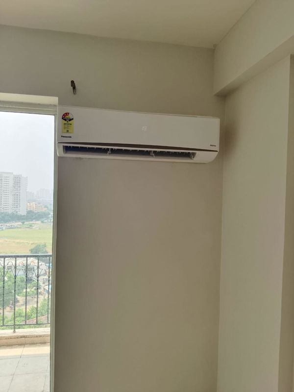 5 BHK for rent in Sector 90, Gurugram — semi-furnished — 1931 sq.ft — DLF New Town Heights I