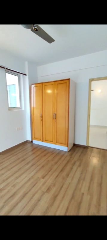5 BHK for rent in Sector 93, Gurugram — furnished — 1600 sq.ft — DLF Gardencity Enclave