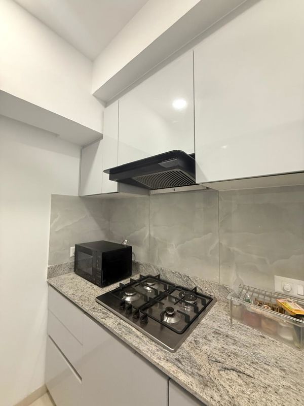 5 BHK for rent in Sector 93, Gurugram — semi-furnished — 180 sq.ft — DLF Gardencity Enclave