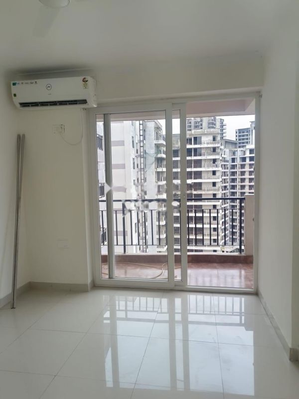5 BHK for rent in Sector 99, Gurugram — semi-furnished — 2100 sq.ft — Pareena The Elite Residences